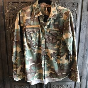 Free people camo button down. Size small.